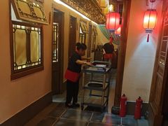-乔家小院•非遗驴肉•本地小海鲜(滨河路店)