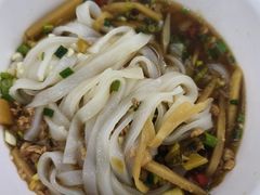 -南宁世纪君悦大酒店(青秀万达滨湖路地铁站店)