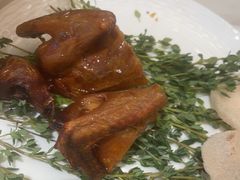 秘制脆皮乳鸽-避风塘·金牌店·夜宵(金玉兰店)