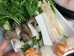 -丽江庭院·云南野生菌·海鲜火锅(鼓楼四合院店)