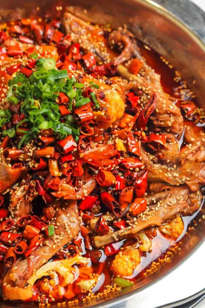 光头鸭恋虾干锅火锅(凤城六路店)-"【位置】地方很好找 就在凤城六路