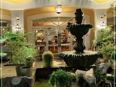 -火车头法国西餐厅