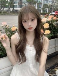 -丝语萱形象