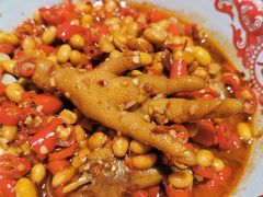 招牌黄豆烧鸡爪-莫小炒·鲜辣江西菜