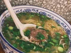 -嘻小北·兰州清汤牛肉面(太平洋森活天地店)