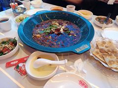 -渔香岛美蛙鱼头火锅(威清路店)