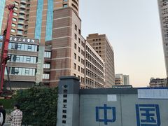 -烈士陵园(地铁站)