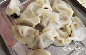 Pork and Chinese Cabbage Dumplings with Sour Odor
