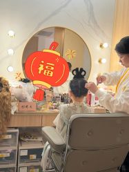 -熙熙小王国儿童摄影乐园(武昌旗舰店)