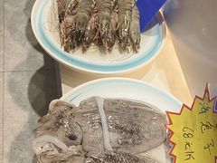 -赶海部落海鲜城(海阳路店)