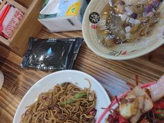 -冶建镜子·老南昌大排档·江西虾王(总店)