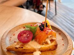 三文鱼蟹肉卷-tapas by dos cielos西班牙餐厅(重庆光环购物公园店)