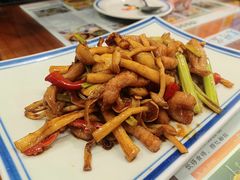茶树菇猪颈肉-小龍鳳餐室(番禺路店)