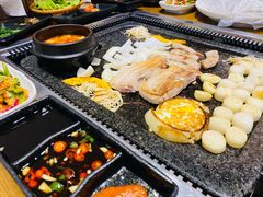 黑毛猪五花-韩阳王石板烤肉