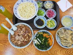 卤煮火烧-门框胡同百年卤煮(新街口店)