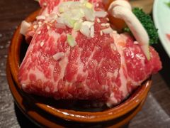 -山川小町·极番烧肉(新地假日广场店)