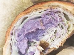 芋泥可颂-Top Impression Bakery Wolli Creek