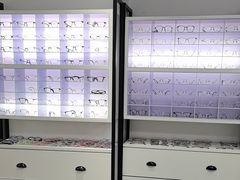 -造寸眼镜·蔡司官方授权店(东门店)