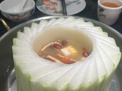 -得意咚瓜·顺德鱼生·冬瓜火锅(深圳首店)