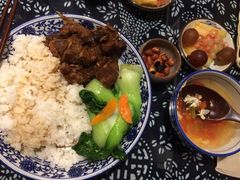 -蜗牛小馆醉乡民谣云南菜(惠新西里店)