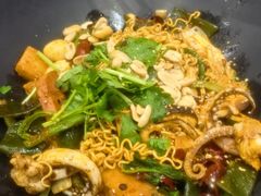 -醉人椒麻辣香锅(王府井喜悦店)