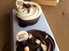 红丝绒中号纸杯-派悦坊·甜品·蛋糕(日坛店)