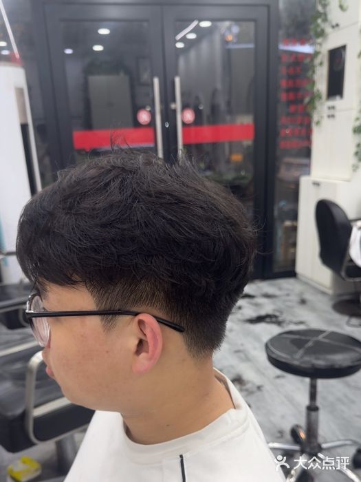 青霖·飘逸造型(芳草路店)图片