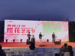 -西北湖绿化广场