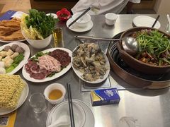 -胡须佬鸡煲四季火锅店(石厦西村直营店)