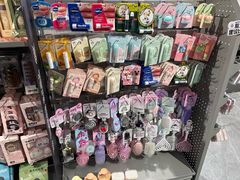 -潮品挚尚(五角场苏宁易购店)