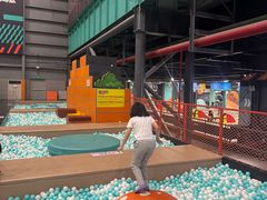 -极限PLAY运动娱乐新世界·团建派对表演休闲馆·室内高空游乐园