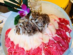 -野山舂·贵州现舂酸汤牛肉(民生路店)