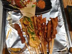 -何师烧烤Pro ·江湖川菜·小龙虾·精酿(太古里旗舰店)
