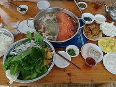 -苗伯妈酸汤火锅
