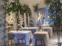 -春树下·树屋花房西餐厅(罍街AS1980店)