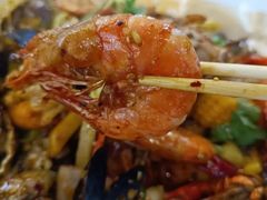 -老东镇啤酒屋海鲜加工·蒸汽海鲜·海鲜烧烤(台东店)