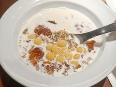 特A桃胶莲子娟姗奶-RUXU入续糖水铺与包(卓悦中心店)