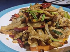 -伊带伊路新疆美食府(呼家楼店)