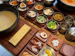 -银米·云南传统过桥米线(双廊黑金冠店)