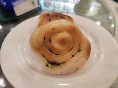 香煎葱油饼-六婶西关小厨(光塔路店)