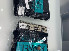-福奈特洗衣洗鞋(宝华广场店)