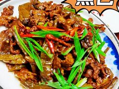 干辣椒炒牛肉-英兰朝族饭店(河南桥头店)