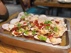 油泼扇贝-虾宝贝胶东海鲜·渔家菜(小西天店)