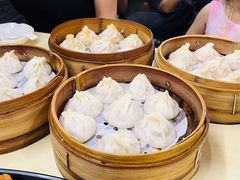 -莱莱小笼·乔艾