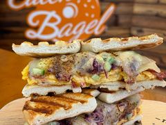 -Catch Bagel(芳草地店)