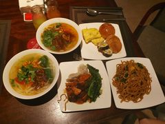 -三亚湾海居铂尔曼度假酒店