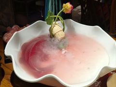 -老牌坊云南鱼豆花火锅(爱建店)