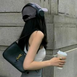 -蓝调造型·烫发·染发