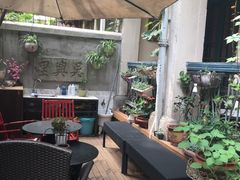 露天位-猫色咖啡·猫咖