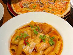 -JINNS锦时 steak&pizza(浸信会礼拜堂旧址店)